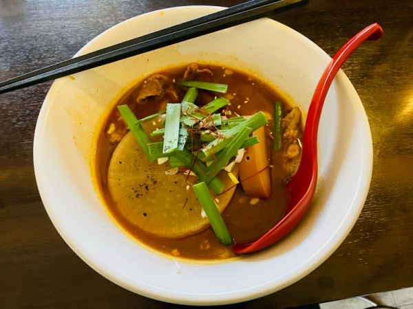 おでん屋の出汁カレーそば